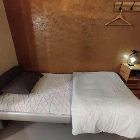Rum i privatbostad Cozy For Rent In *